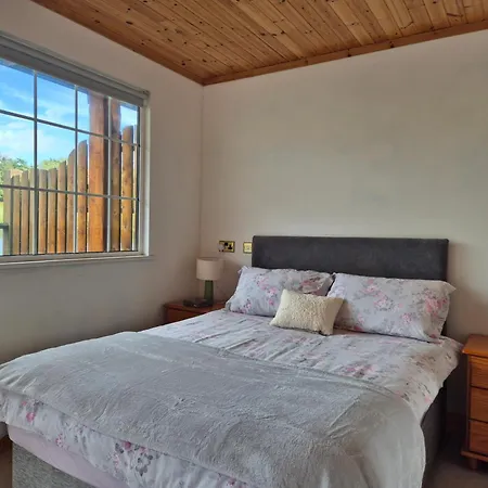 Waterfront - South 公寓 *